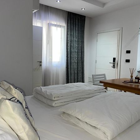 Vila Herta - Escape Durrës Esterno foto