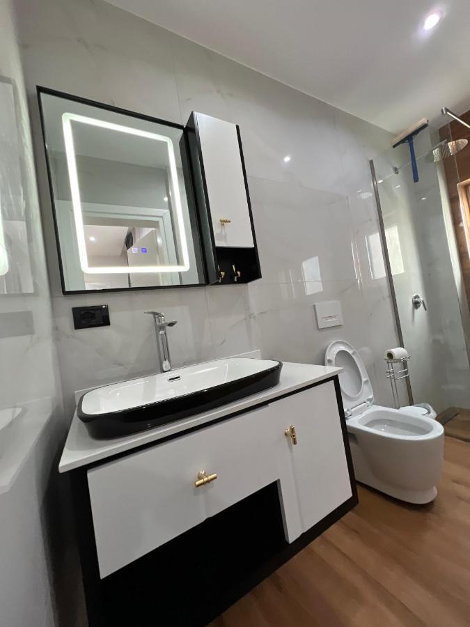 Vila Herta - Escape Durrës Esterno foto