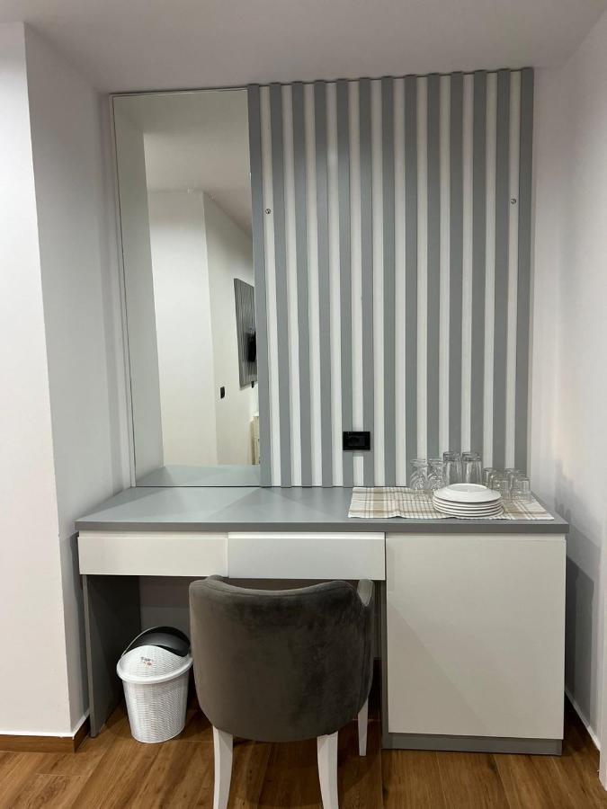 Vila Herta - Escape Durrës Esterno foto