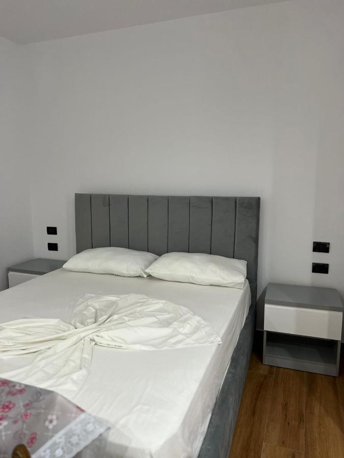 Vila Herta - Escape Durrës Esterno foto