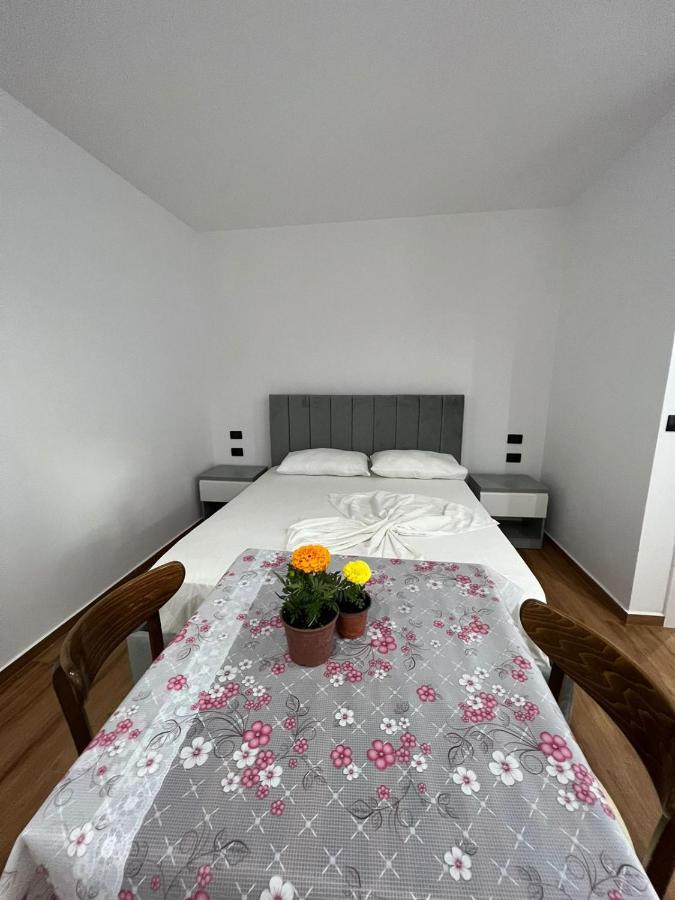 Vila Herta - Escape Durrës Esterno foto